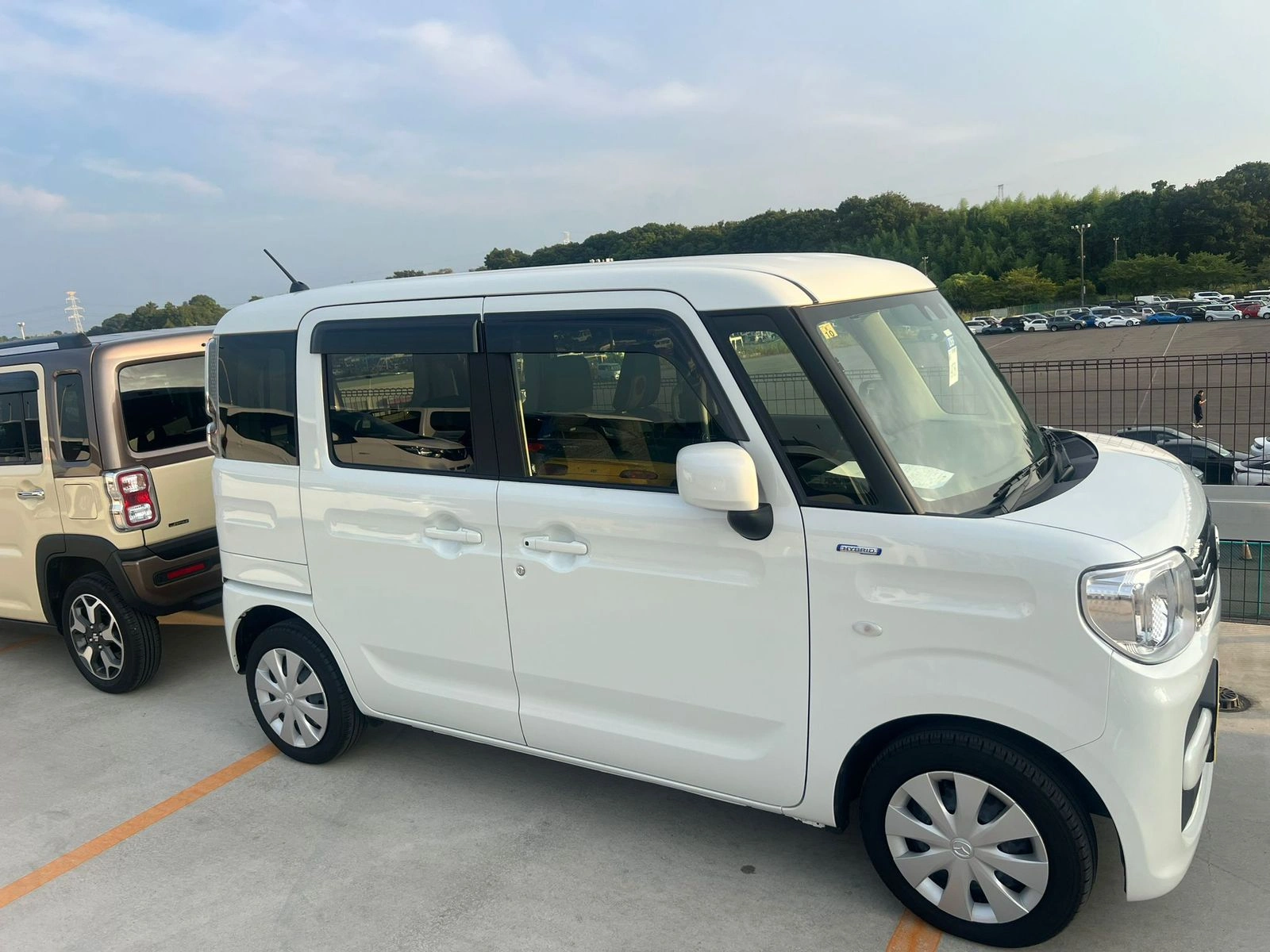 Mazda Hybrid XG model with smart key and push start