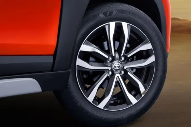 Toyota Taisor V 1.0L Turbo AT dashboard and steering wheel with premium finish