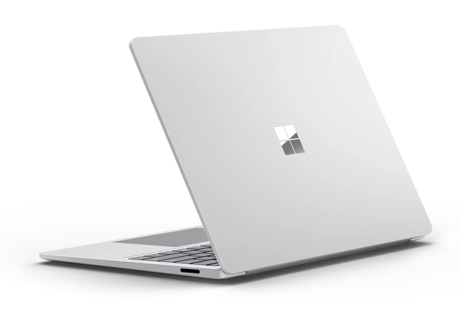 Surface Laptop 7 Snapdragon X Plus keyboard and screen